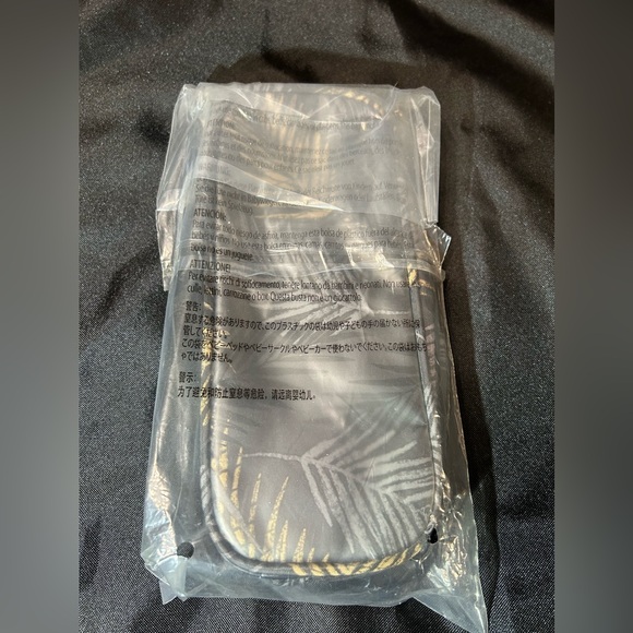 Lug Stacked & Lined Cosmetic Case Bag Double Decker - Tropical Gray - NWT - Picture 6 of 6